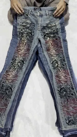 Y2K Women's Flared Jeans, 25 Pieces